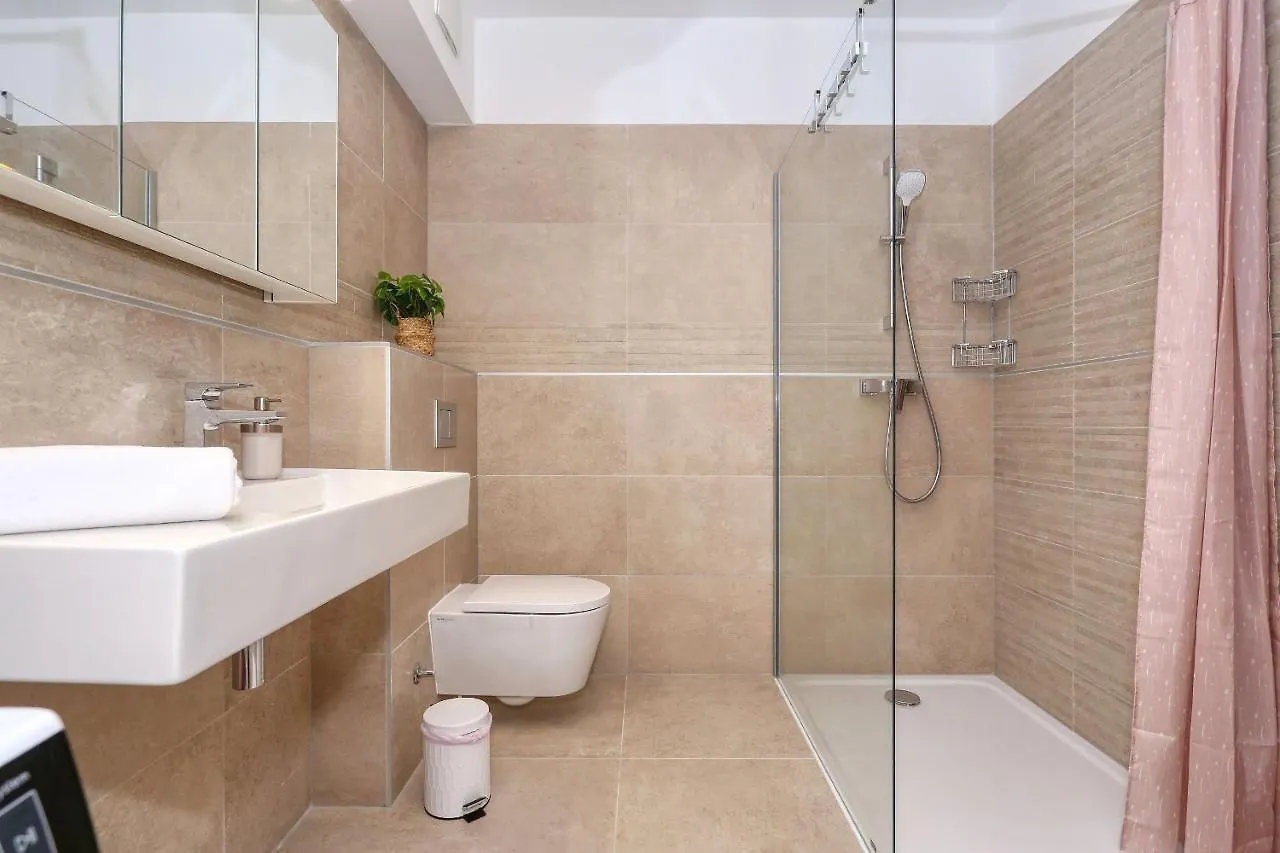 Apartments Luna With Free Parking Zadar